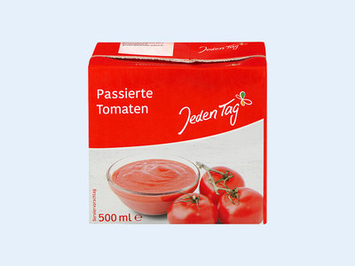 [Translate to EN:] Jeden Tag Passierte Tomaten